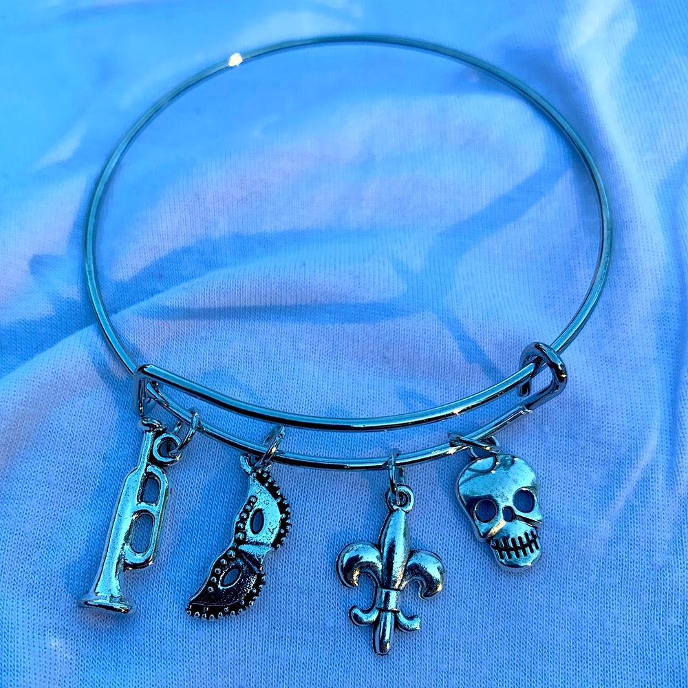 Brand New! Handmade! Adjustable Charm Bangle Bracelet!
